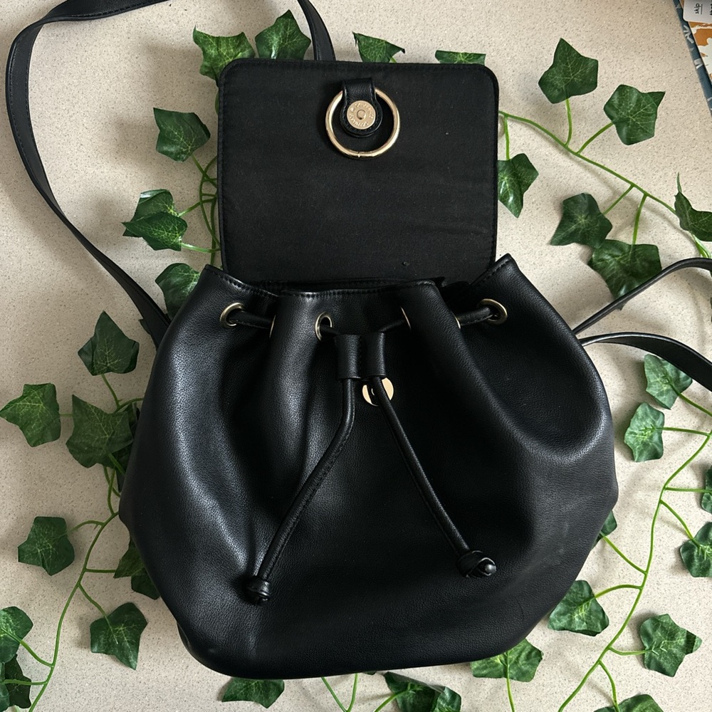 Black shoulder backpack bag/purse with gold hardware